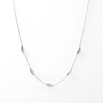 Bijou femme collier  4 petites plumes