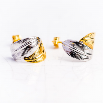 Boucle femme grandes créoles plumes Or bicolore.