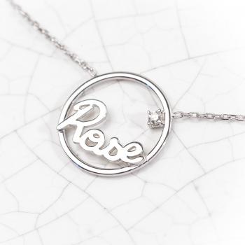 Collier prénom personnalisé en Or 9 carats.