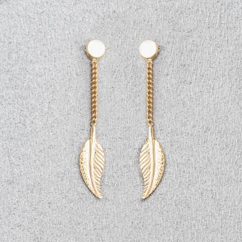 Boucle d'oreille femme plume pendante 18 carats.