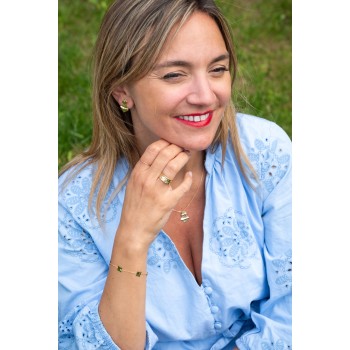 Boucle d'oreille femme double losange en or 18 carats.