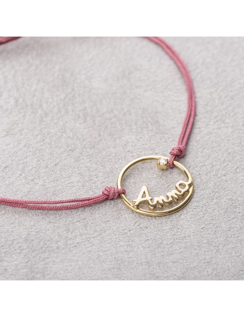 Bracelet femme personnalisable sur cordon réglable en or 9 carats.